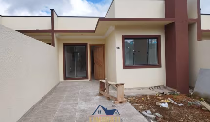 Casa a venda 3 quartos com suíte, Santa Terezinha.