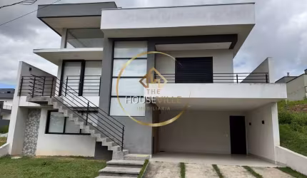 Casa Sobrado, 3 dormitórios, suíte, escritório, condomínio fechado, Verana.