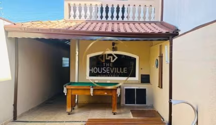 Casa Sobrado,  3 Dormitórios (1 Suíte), 4 vagas, Piscina, Vila Industrial.