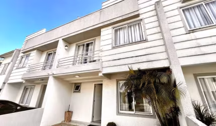 Sobrado 118 m² à venda com móveis planejados no Condomínio Bela Vista São José dos Pinhais