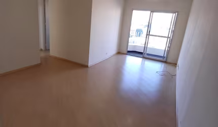 Belo apartamento de 65m² com 03 quartos,  01 WC, rua itapura