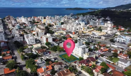 Terreno de 503 m²  próximo à praia de Bombas, Bombinhas.