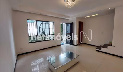 Locação Casa em condomínio Imbuí Salvador