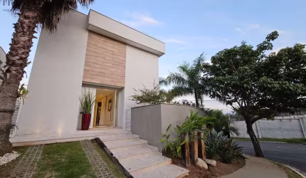 Bella Città - Casa no Condomínio Bella Città