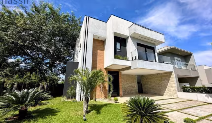 Bella Città - Casa no Condomínio Bella Città