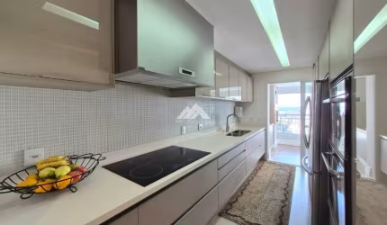 APARTAMENTO ENSOLARADO, MOBILIADO, COM 3 SUÍTES À VENDA