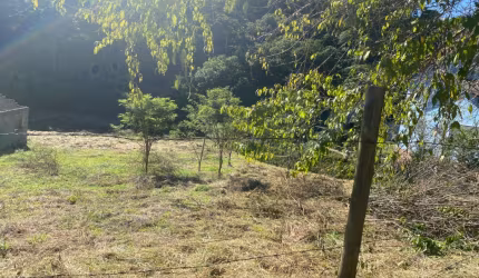 EXCELENTE LOTE EM SANTO ANTONIO DO PINHAL-SP