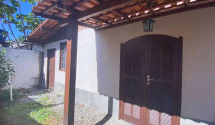 Casa com três quartos à venda em Varginha, Nova Friburgo, por  R$  250.000,00