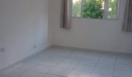 Bela Vista - Excelente Apto. Living, Banheiro e Cozinha  - Oportunidade;