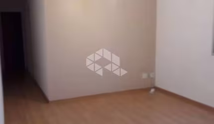 apartamento á venda com 02 dormitorios