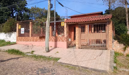 CASA COM PISCINA