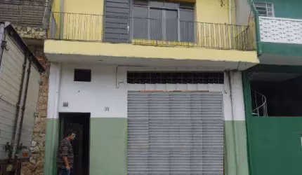 Sobrado à venda na Vila Pereira Cerca