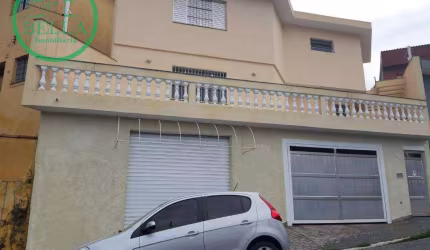Ótimo sobrado à venda na Vila Mangalot
