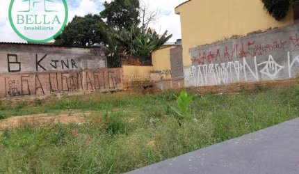 Ótimo terreno à venda na Vila Mangalot