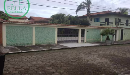 Ótima casa térrea à venda em Peruíbe - SP