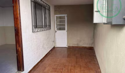 Casa com 2 dormitórios para alugar, 100 m² por R$ 1.804,00/mês - Vila Mangalot - São Paulo/SP