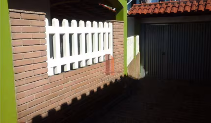 Casa ótima localização
