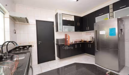 Sobrado com 3 dormitórios à venda, 240 m² por R$ 1.150.000,00 - Jardim Textil - São Paulo/SP