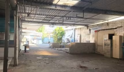 Galpão 680m2 Bonsucesso
