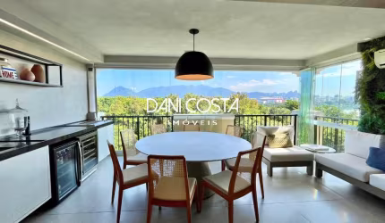 Apartamento decorado  na Barra da Tijuca no condominio Espacio Laguna, 4 quartos, 2 suítes, 157m²