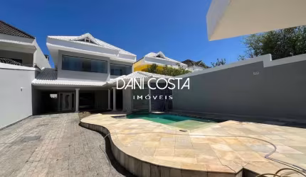 Casa no Condominio Vivendas do Sol, Recreio dos Bandeirantes, Rio de Janeiro - 4 quartos, 4 suítes, 2 salas, 4 banheiros, 2 vagas, 354m².