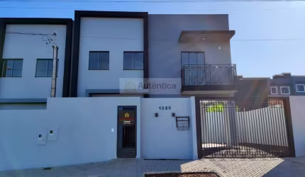 Sobrado para Venda em Cascavel, FLORAIS, 3 dormitórios, 1 suíte, 3 banheiros, 2 vagas
