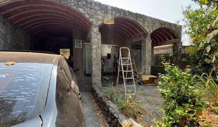 Terreno à venda na Rua Apucarana, --, Ouro Preto, Belo Horizonte por R$ 790.000