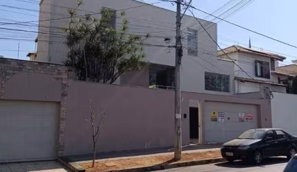 Casa com 4 quartos à venda na Alameda dos Cardeais, --, Cabral, Contagem por R$ 1.700.000