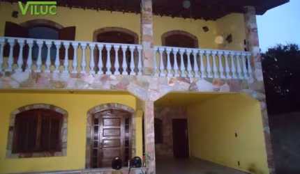 Casa com 4 quartos à venda na Rua General Clark, --, Novo Progresso, Contagem por R$ 790.000