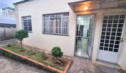 Casa em condomínio fechado com 2 quartos à venda na Coronel José Bernardo de Oliveira, --, Ressaca, Contagem por R$ 350.000