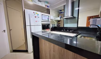 Casa com piscina à venda, tres dormitorios, Residencial Abussafe, Londrina, PR
