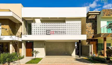 Sobrado no Parque Tauá Aranguá com 4 dormitórios sendo 2 suítes à venda, com 235m² - Zona Leste - G