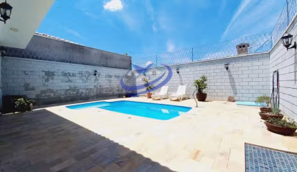 Casa terrea - 01 dormitório - AC: 123m² - Jardim Alice - R$ 619.999