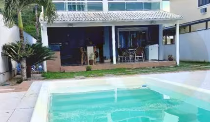 Casa à venda c/4 quartos (suítes)-Condomínio Reserva do Sahy