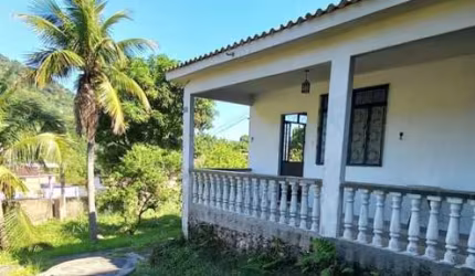 Casa com Quintal  à venda  -Muriqui -Mangaratiba-RJ