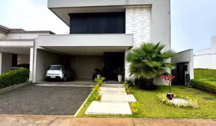 Casa em Condomínio para Venda em Várzea Grande, Petrópolis, 4 dormitórios, 4 suítes, 2 banheiros, 2 vagas