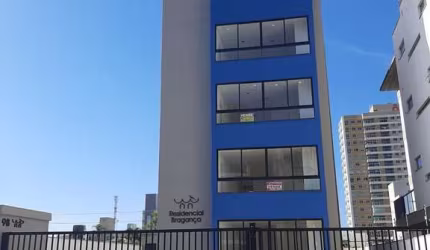 Apartamento para Venda em Balneário Piçarras, Itacolomi, 2 dormitórios, 1 suíte, 2 banheiros, 2 vagas