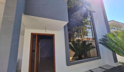CASA para venda tem 135 metros quadrados com 4 quartos em Piratininga - Niterói - RJ