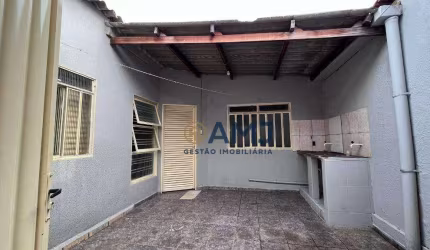 Aluguel Casa 2Q no Bairro Ipiranga!