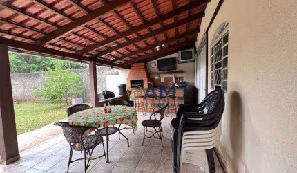 Casa no Jardim Presidente - 3 suítes