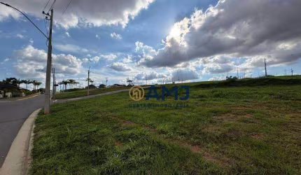 Lote à Venda no Jardins Versalhes!