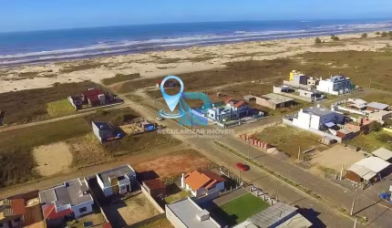 Terreno próximo da beira mar