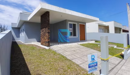 Casa nova na praia da  Bella Torres