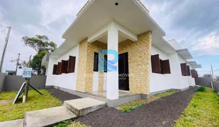 Casa de esquina Alto Padrão com três suítes na Bella Torres.