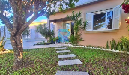 Linda Casa com Edícula nos Fundos em Balneário Rosa do Mar