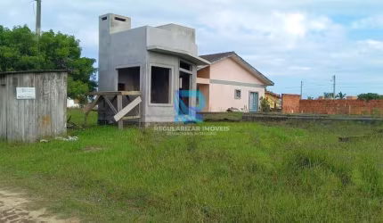 Terreno á venda com quiosque em Bellatorres
