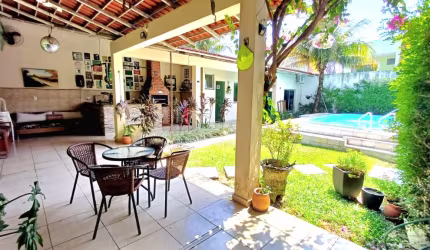 COLINA DO SOL, N. Aleixo.  Duplex, 100% mobiliada, 4 suites, climatizada, Edícula, Piscina e 4 vagas