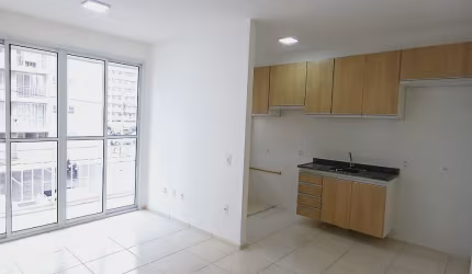 ESTILO GOLF, N. Aleixo. Vista livre, 50 m², 2qts/1ste, modulados, climatizado e 1 vg
