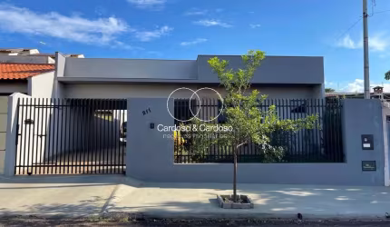 Casa com 3 quartos à venda na Maria Aparecida Rodrigues Carvalho, 120, Setor 4, Ibiporã por R$ 775.000