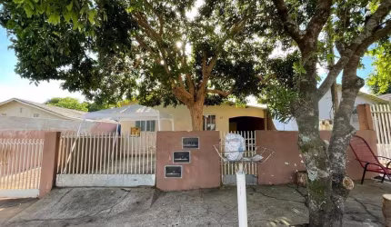 Casa com 6 quartos à venda na Rio Verde, 52, Conjunto Habitacional Canadá, Ibiporã por R$ 185.000